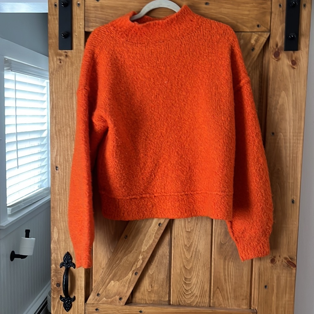 Free people sweater